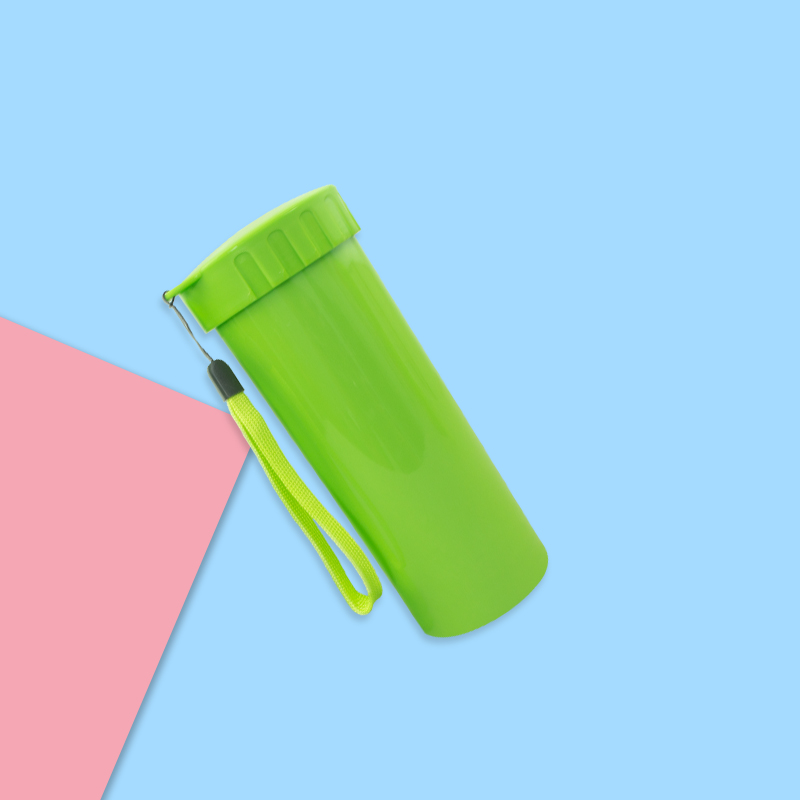 KHB01003—小号PP挂绳简约随手杯