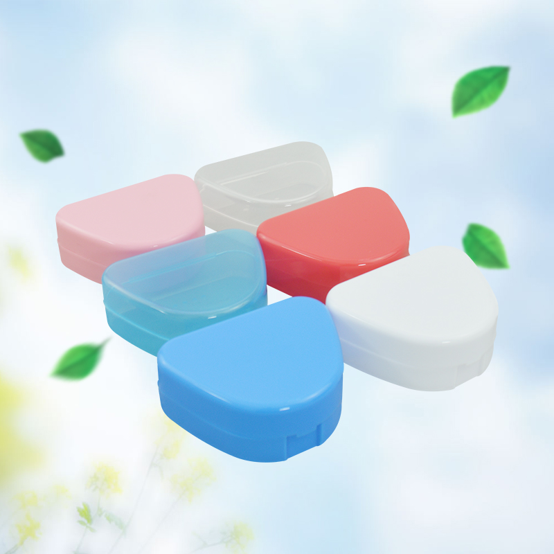 KHQ01001—矫形牙套盒